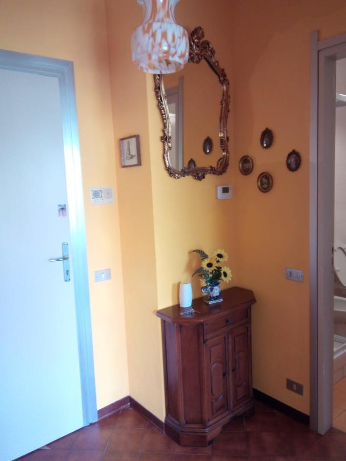 Condominio Ariazzurra S. Bart. San Bartolomeo Al Mare Eksteriør billede