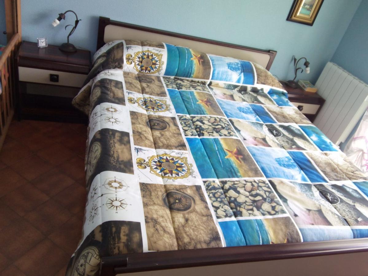 Condominio Ariazzurra S. Bart. San Bartolomeo Al Mare Eksteriør billede